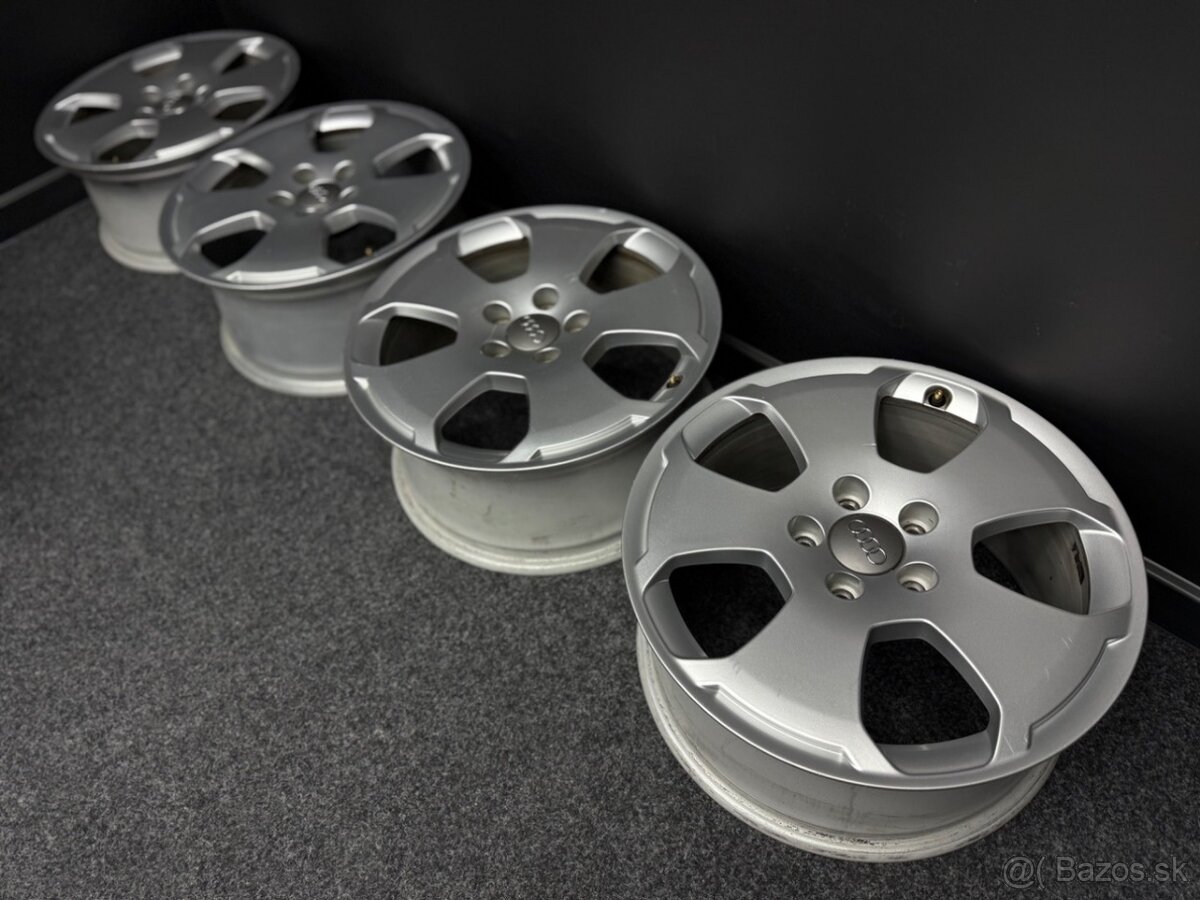 Alu AUDI A3 5x112 17” 8P0601025C