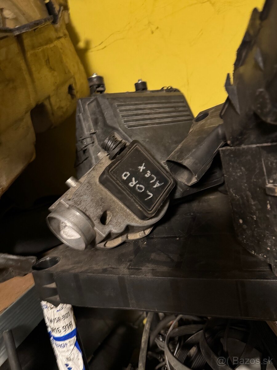 E36 316i 318i váha vzduchu + airbox