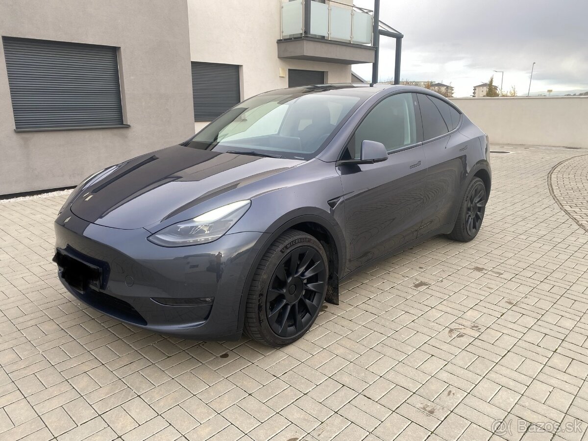 Tesla model Y Long Range AWD len 58 tis. km