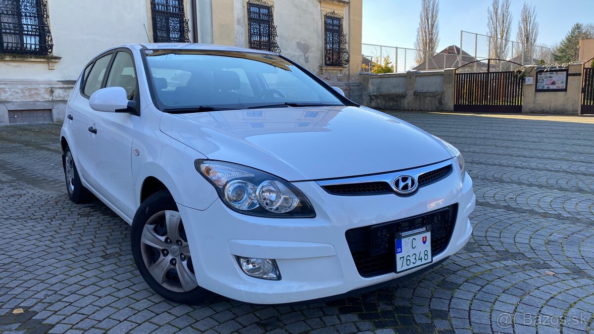 Hyundai i30 1,4(16v77kw)