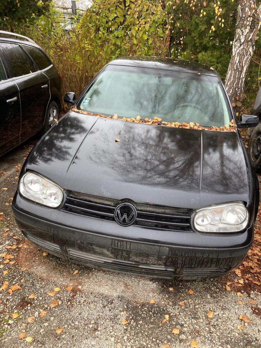 Volskwagen Golf Na diely