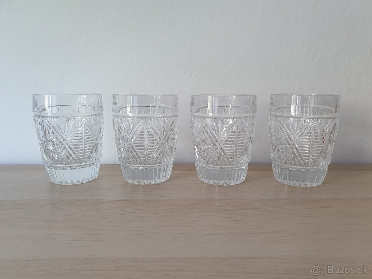 Kryštáľové poháre