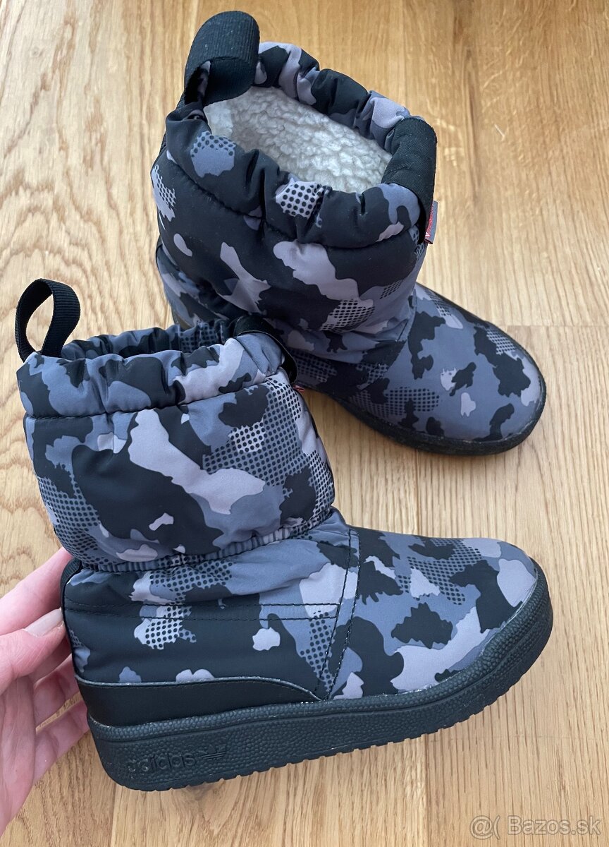 Detske snehule Adidas 28