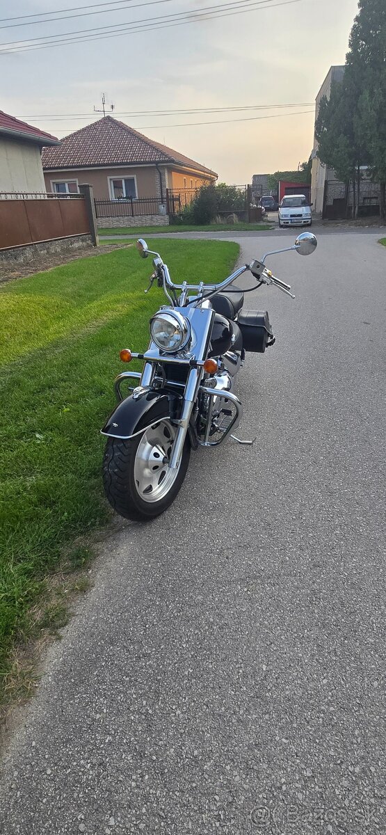 Suzuki intruder vl 1500