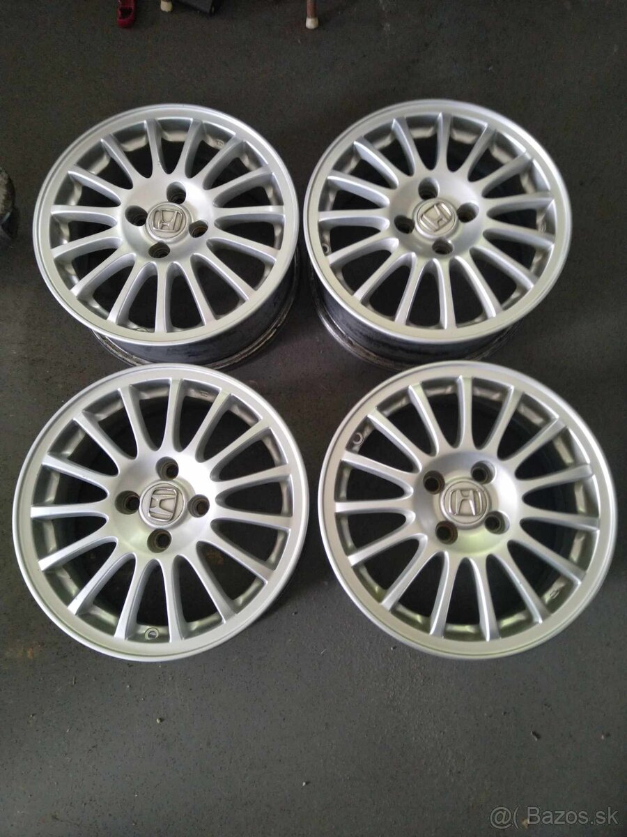 Alu 4 x 100 R 15 originál HONDA aj na iné.