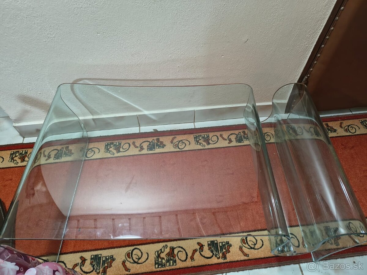 Predám konferenčný stolík