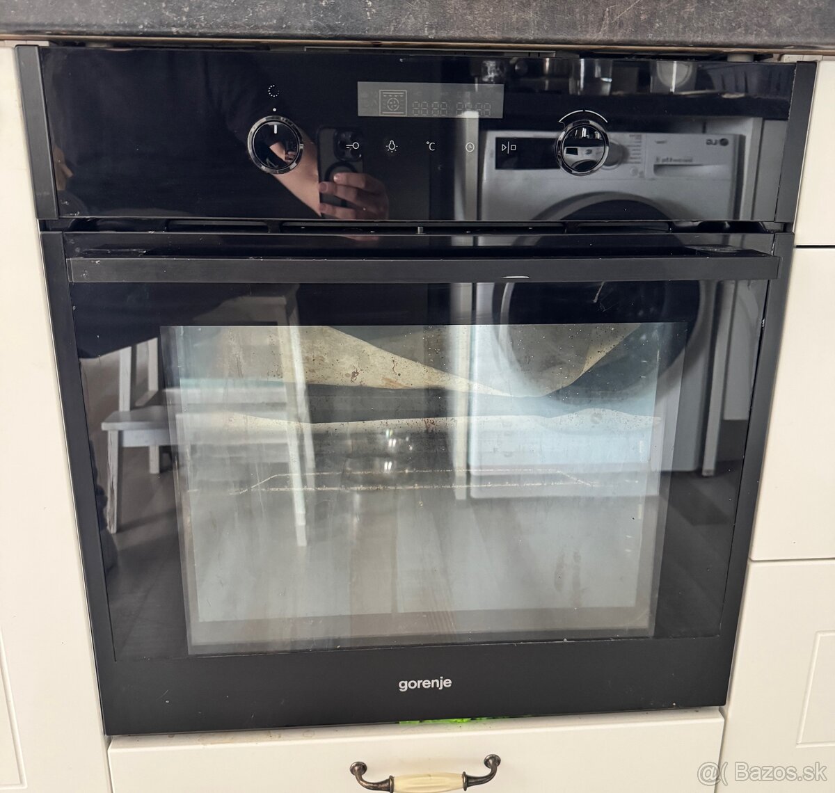 Predam vstavanu ruru Gorenje