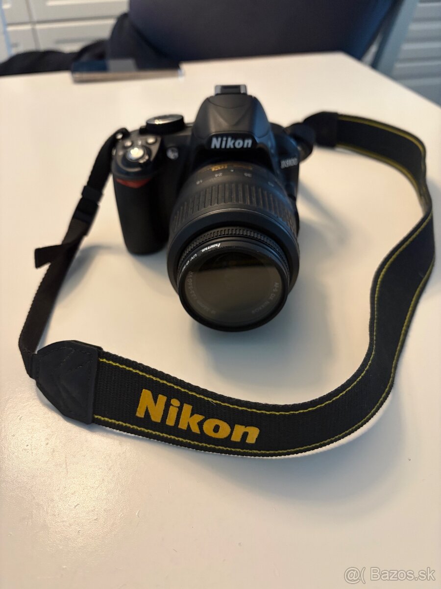 Nikon D3100 s príslušenstvom