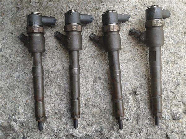 VSTREKOVAČ PALIVA DIESEL BOSCH 0445110183 1.3 cdti jtd jtd