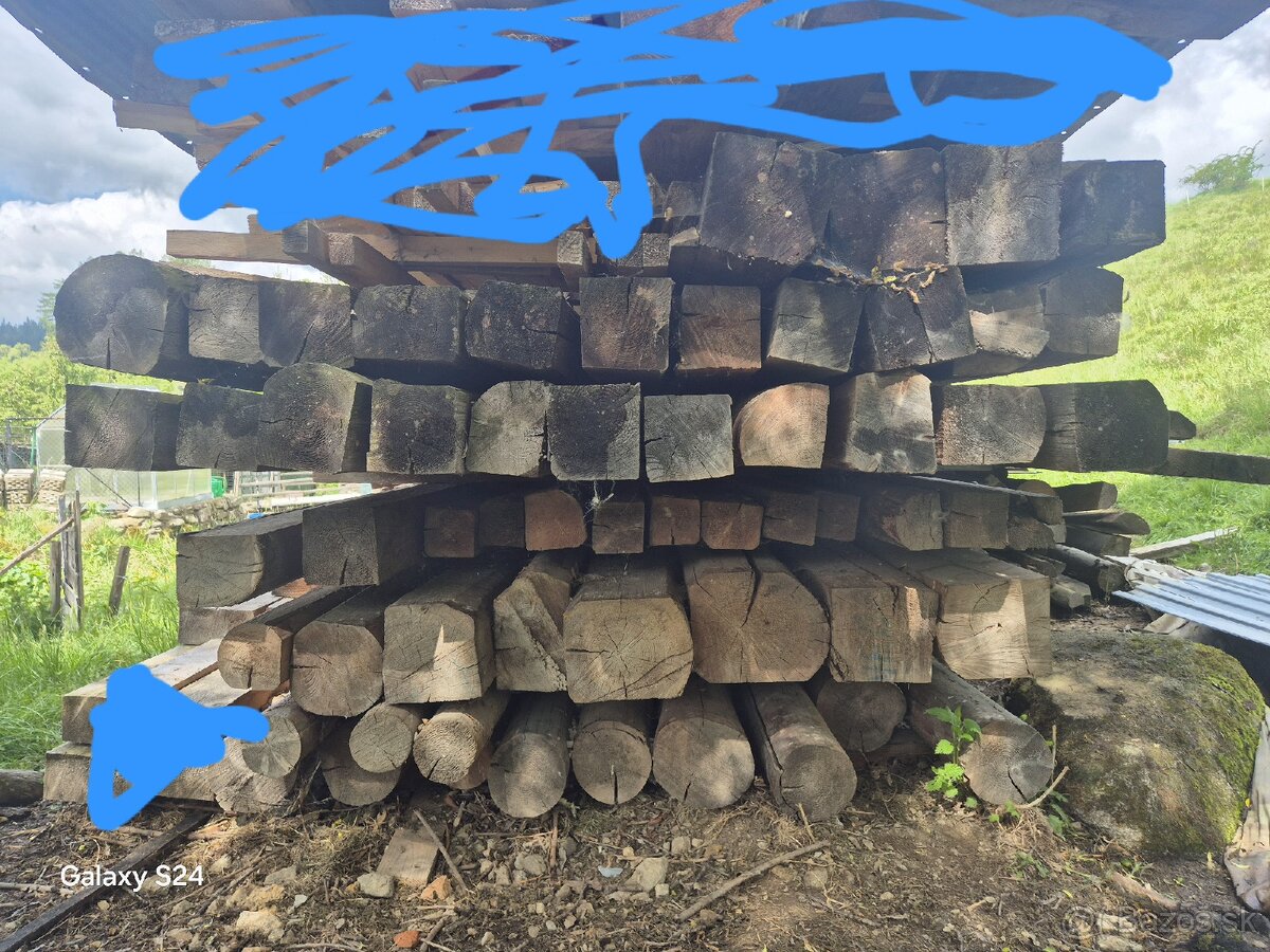 Staré trámi hranoly