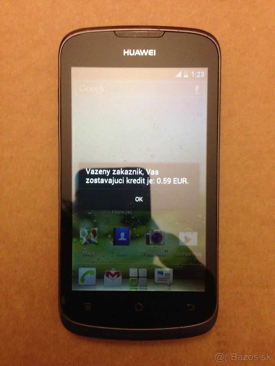 Starsi mobil smartfon Huawei Ascend G300
