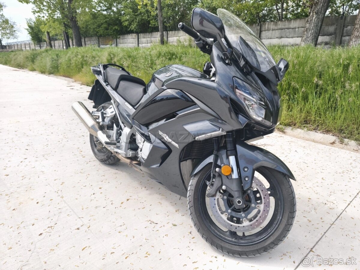 Yamaha FJR 1300