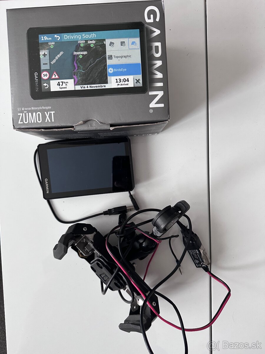 Navigacia na motorku Garmin Zumo XT