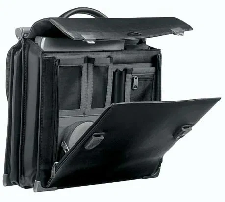 Nová notebooková/univerzálna taška Samsonite Caractacus 900