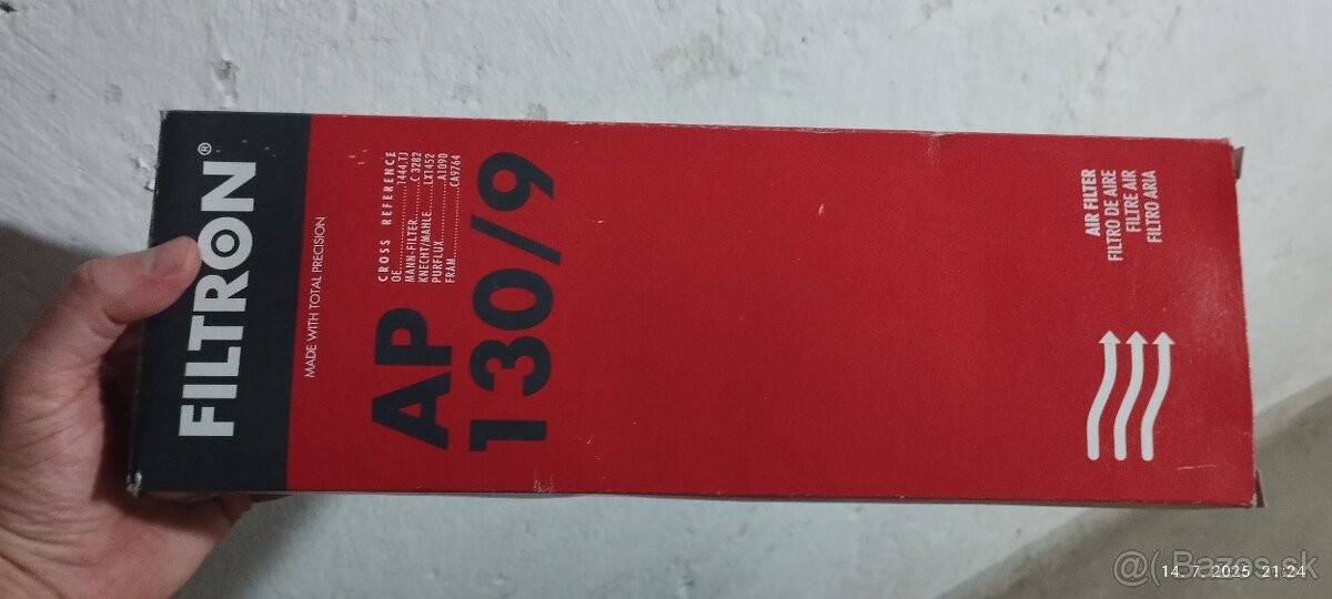 Vzduchový filter Filtron AP 130/9