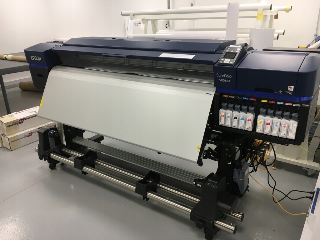 Epson SC-S80610 eco solvent v aktívnej prevádzke v BA