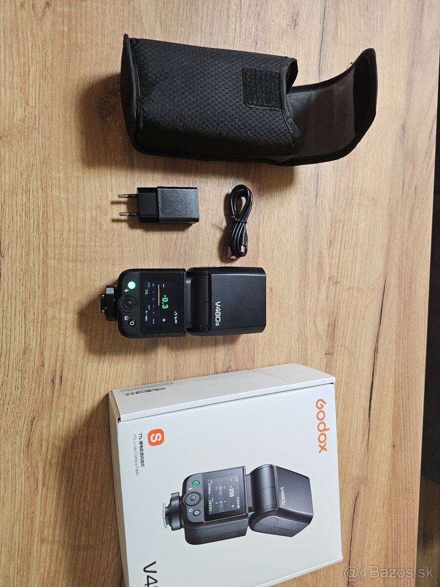 Predám zánovný  blesk Godox V480S Sony pätica ✅️✅️‼️‼️