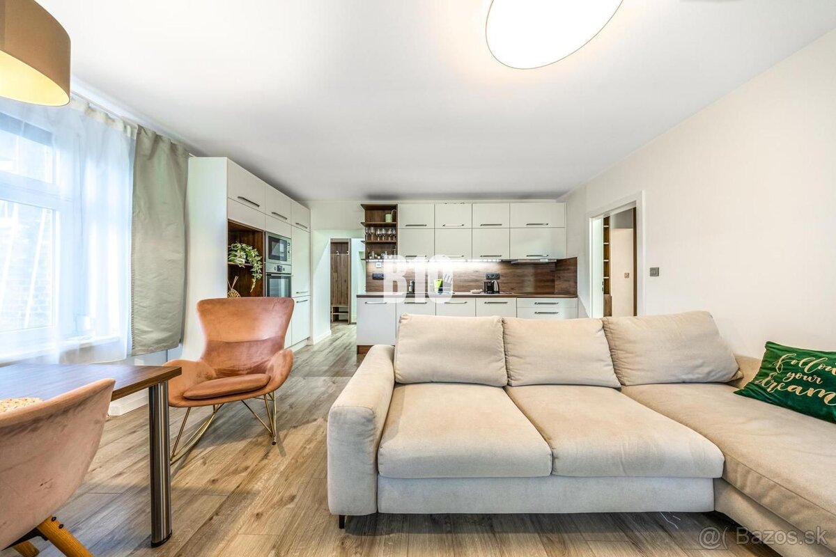 2,5 IZBOVÝ BYT VO VNÚTROBLOKU IDEÁLNY NA INVESTÍCIU - ul. JE