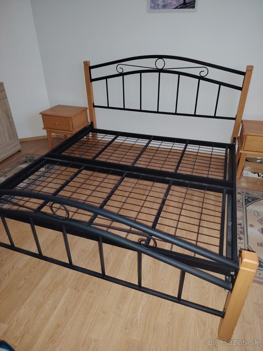 Manželská posteľ 180 x 200