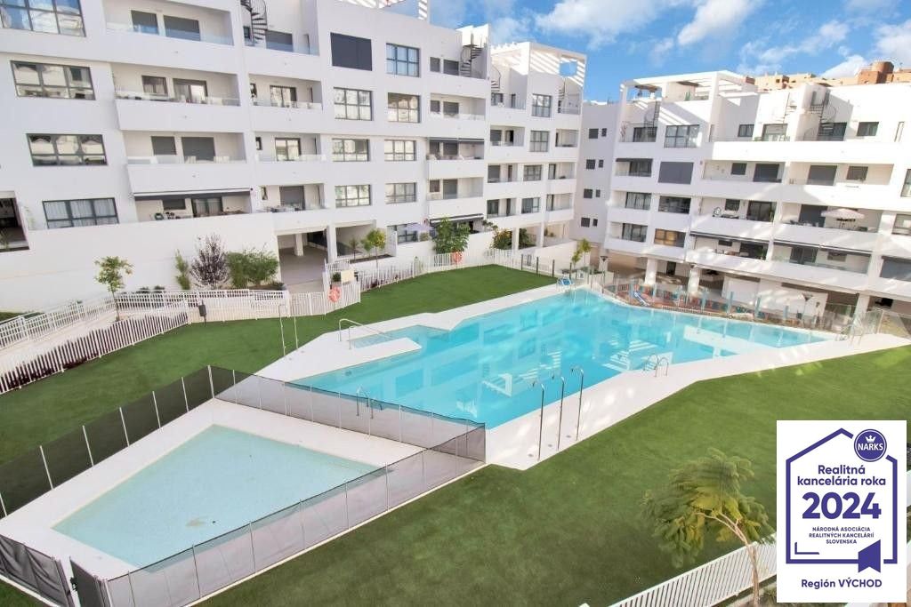 2 izbový apartmán v Estepona Gardens, Španielsko