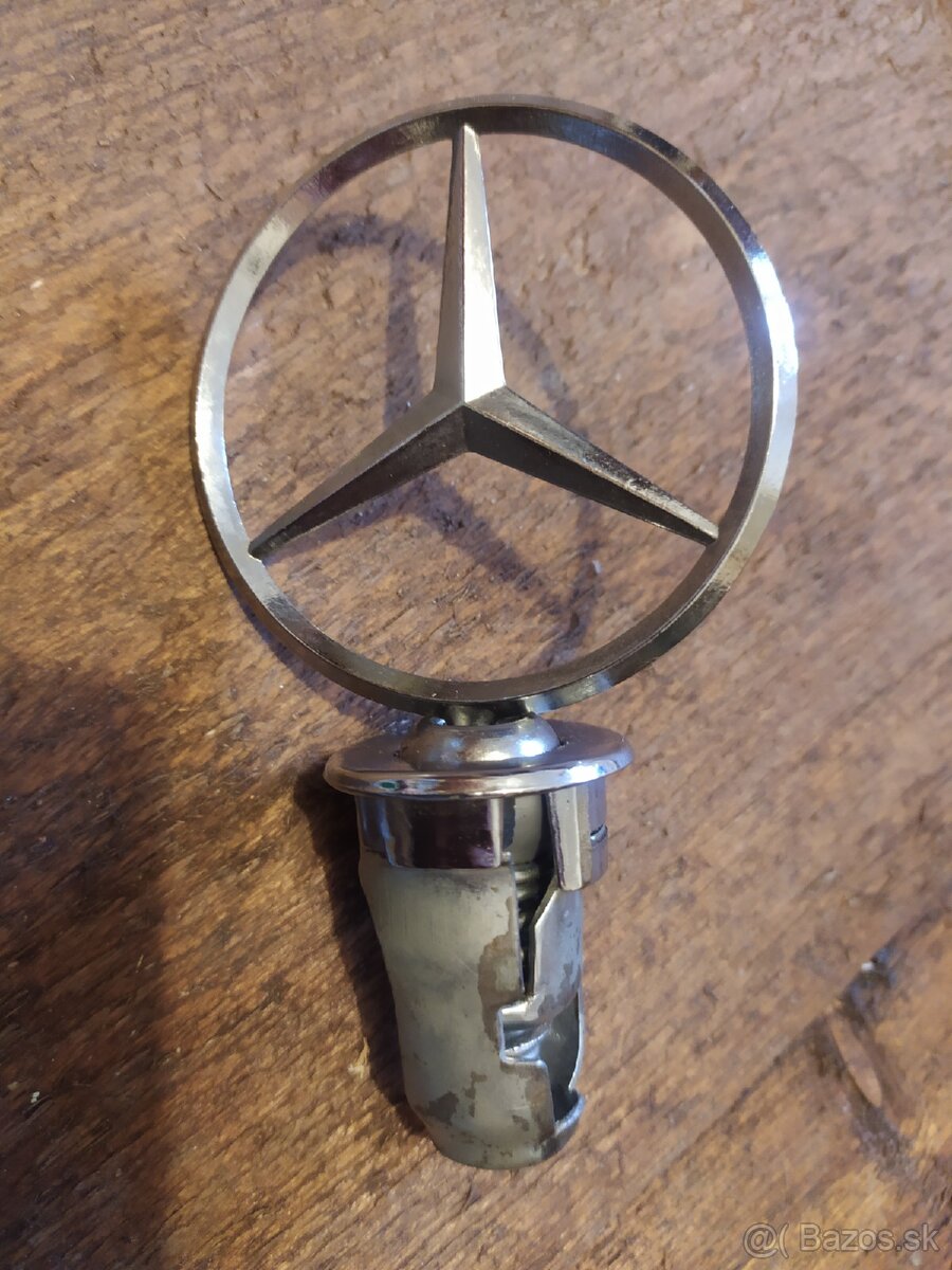 Znak Mercedes