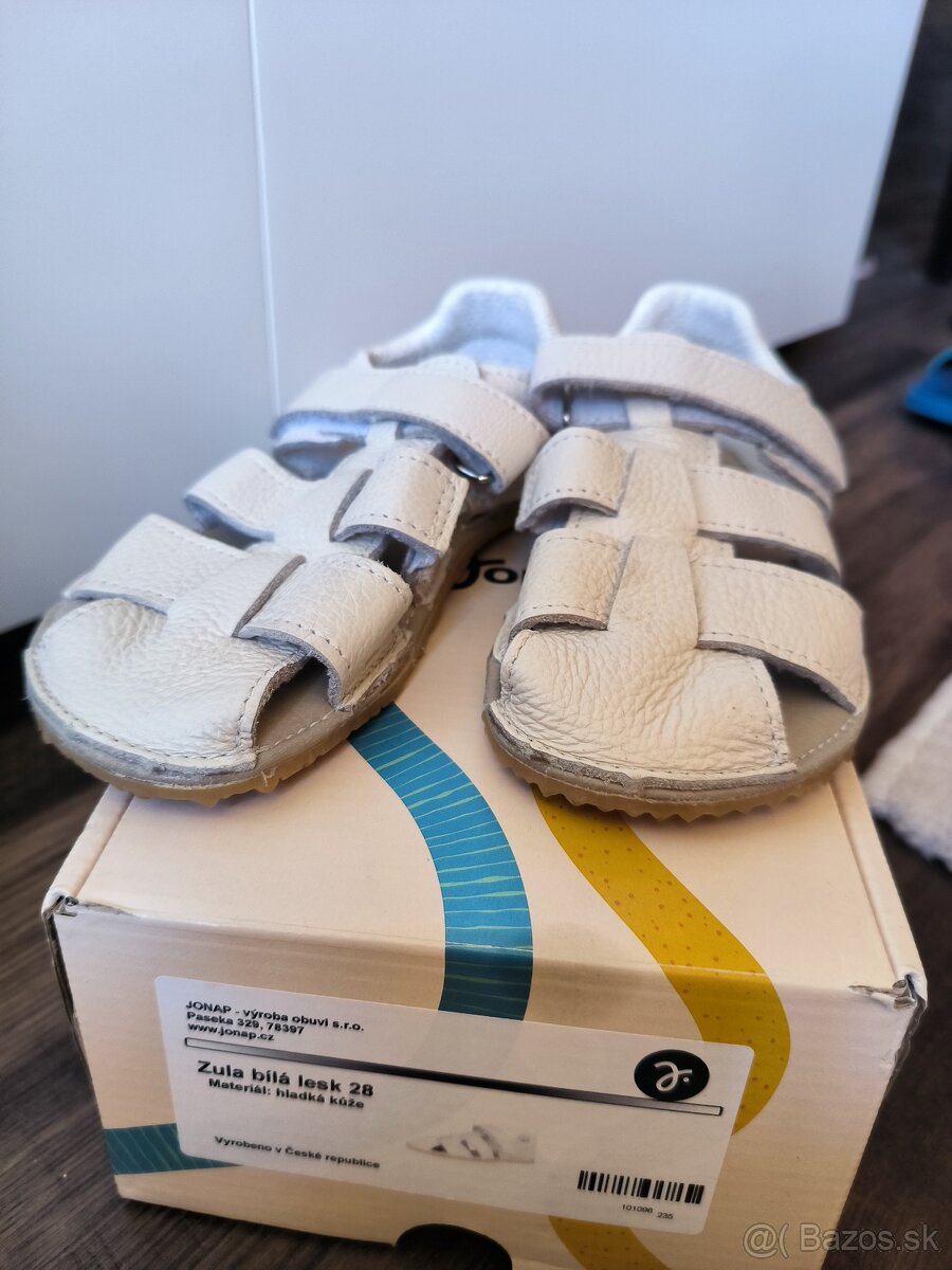 Dievčenské BF sandálky Jonap veľkosť 28