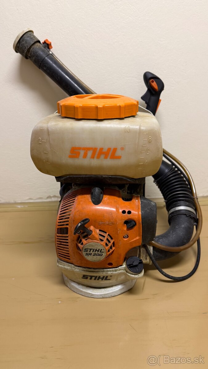 Predám motorový postrekovač STIHL SR 200