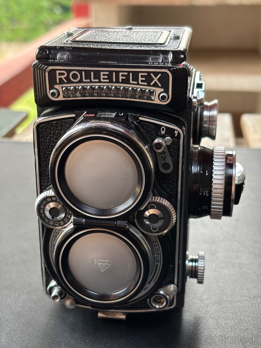 Rolleiflex 2.8E (80 mm f/2.8)