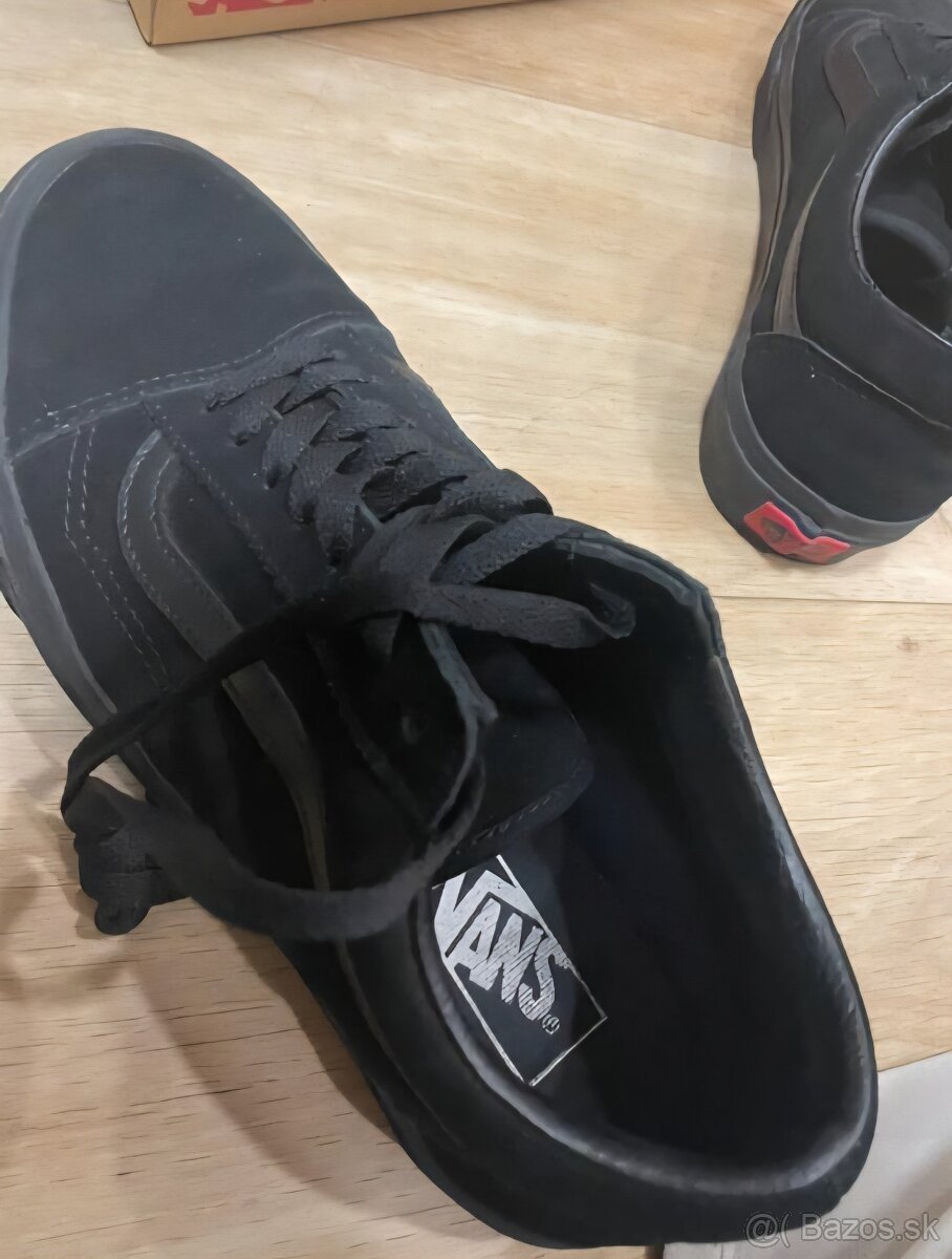 VANS OLD SKOOL BLACK