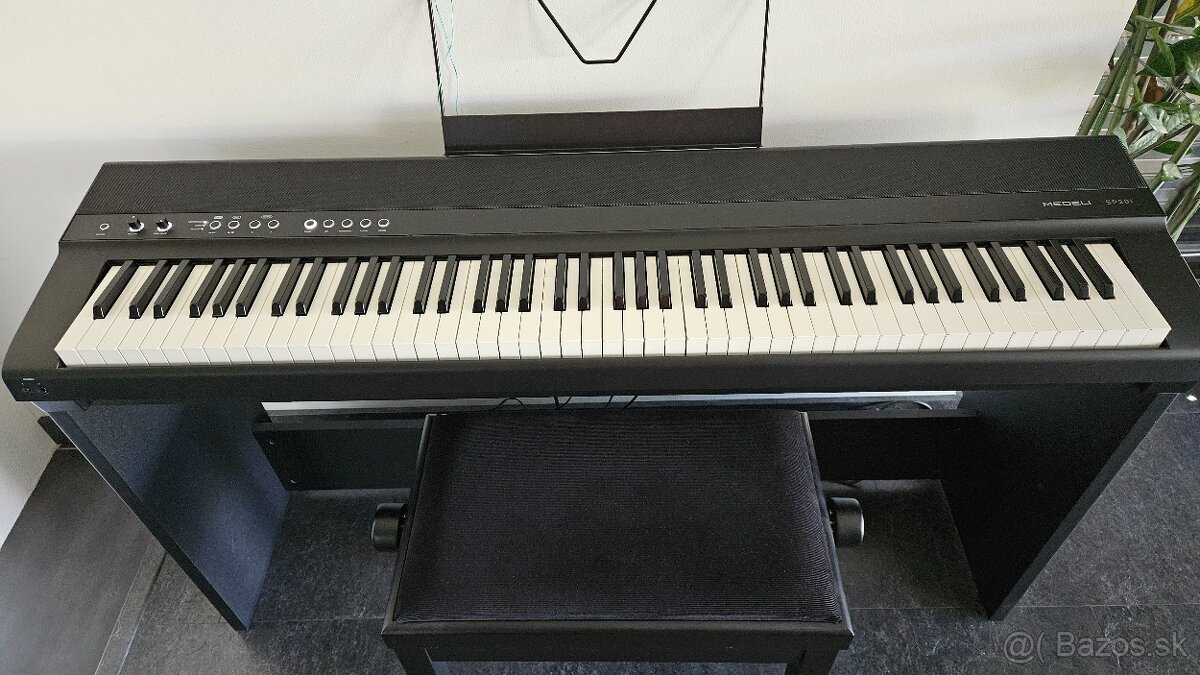 Predam piano Medeli SP201 komplet set