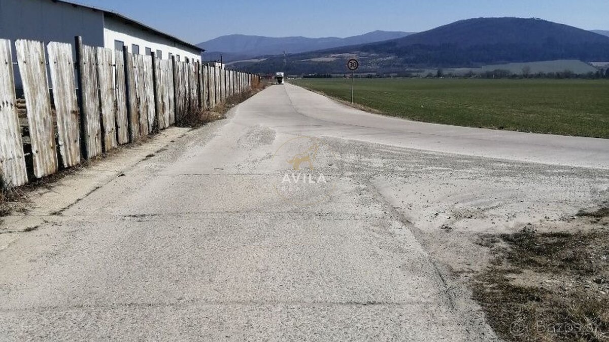 Prenájom: skladové a výrobné priestory v Rakoľuboch