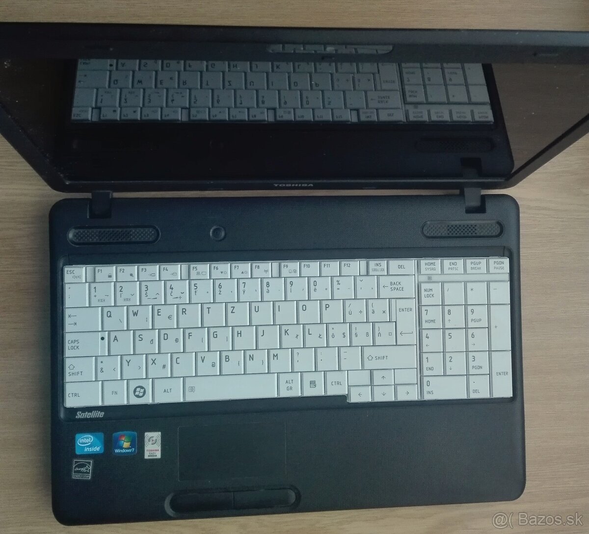 Toshiba Satellite C660-28R - na náhradné diely