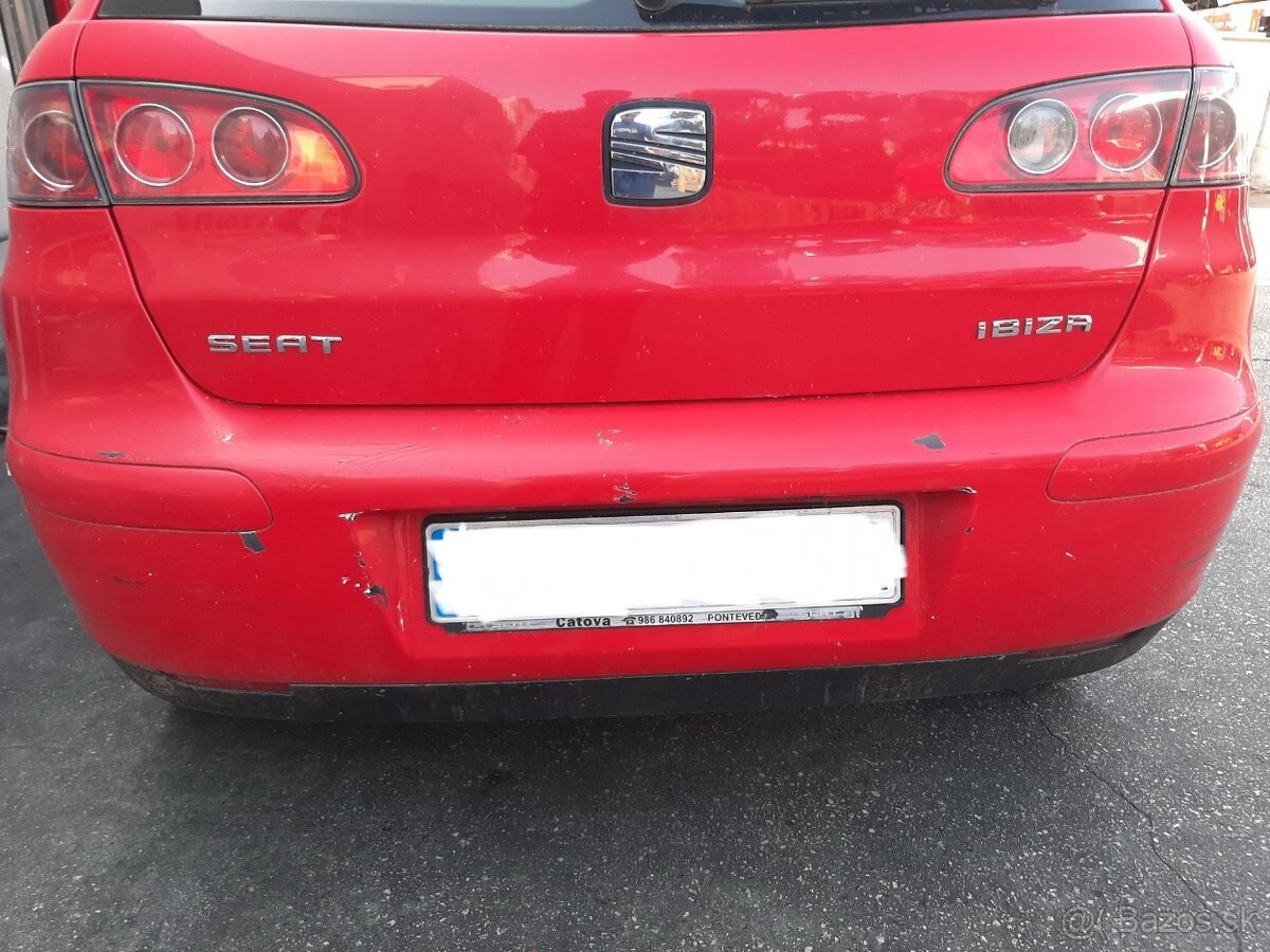 zadne piate kufrove dvere seat Ibiza 6l