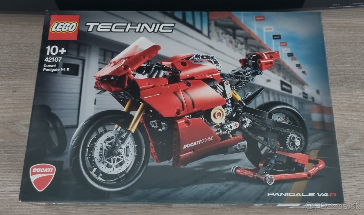 Predám LEGO Technic 42107 Ducati Panigale V4 R