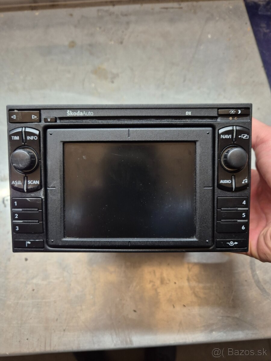 Predám Autorádio - MFD - DX - originál Škoda
