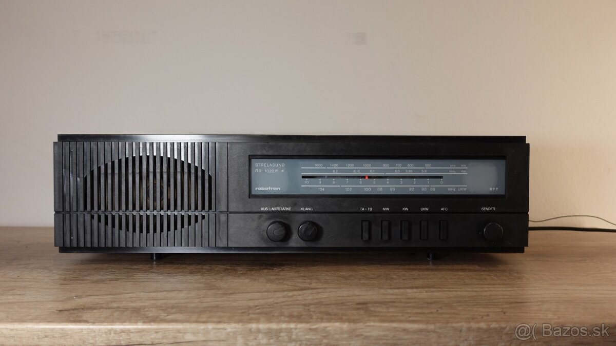 Radio ROBOTRON RFT RR 1022 P