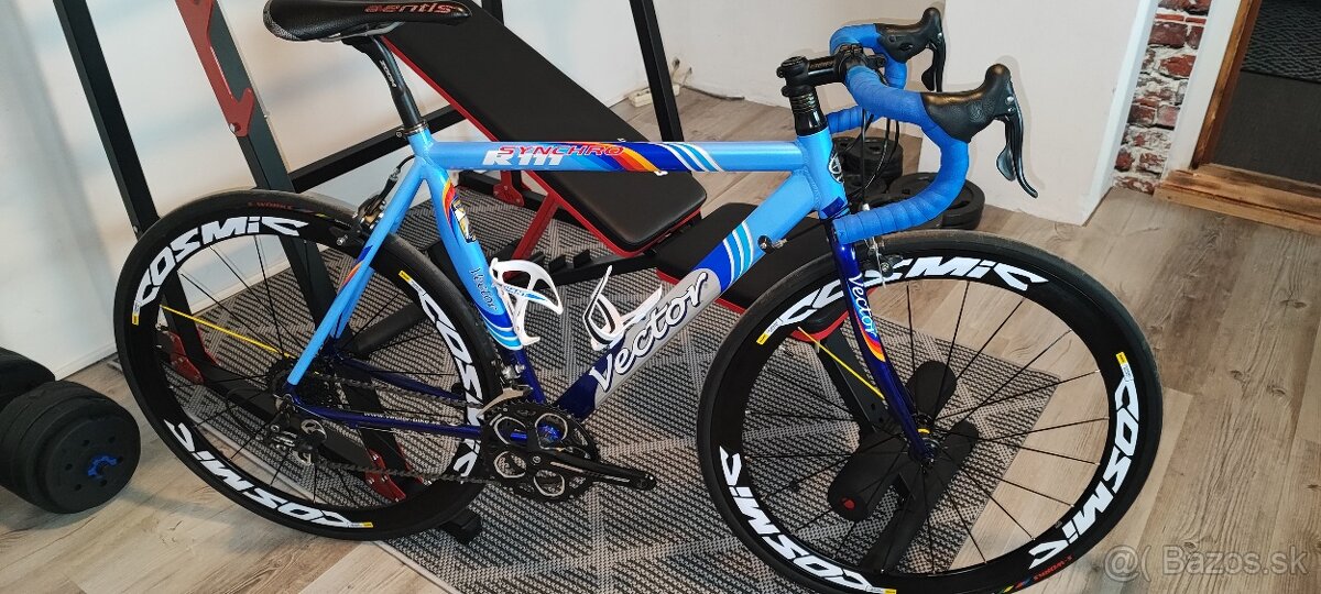 Cestný bicykel