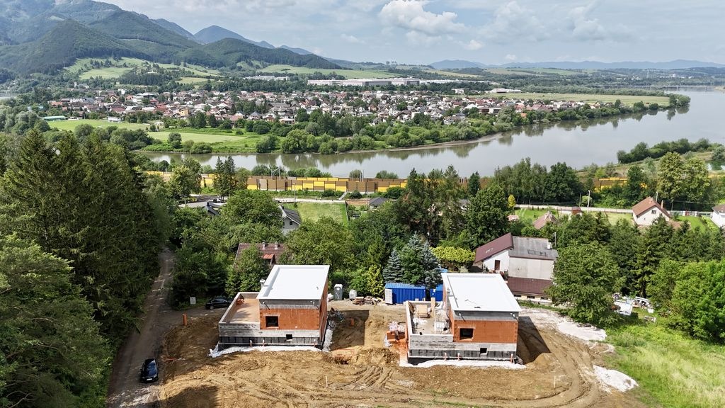 Predáme RD 4+kk, Žilina – Varín, IBV UHLICKÉ ZÁHRADY, R2 SK