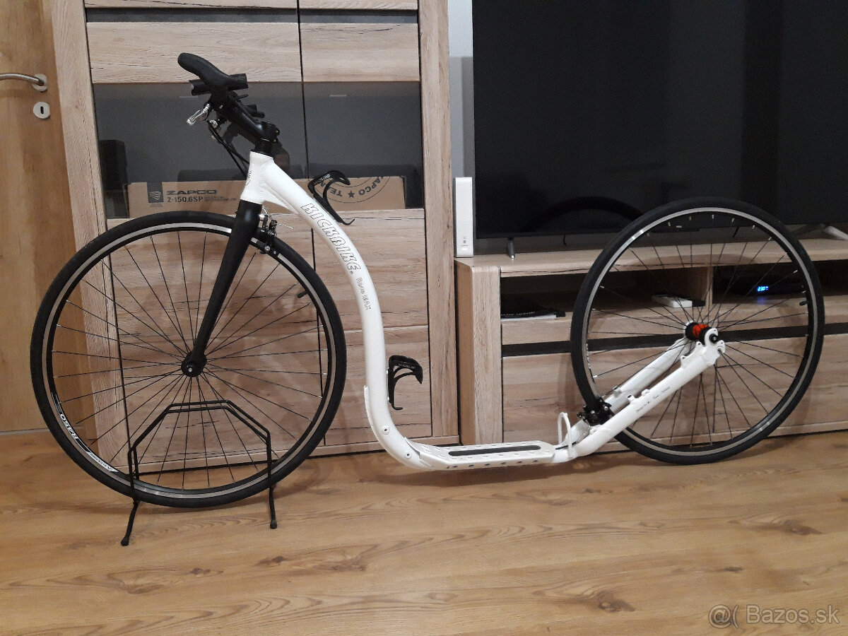 KICKBIKE Race MAX 28/28 white - sportova cestna kolobezka
