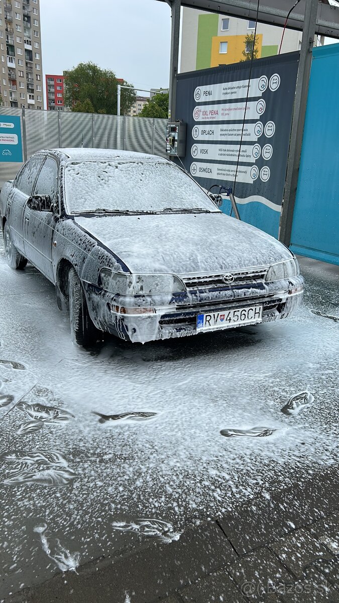 Toyota corolla 1996 sedan e10 benzín 1322cm 55kw