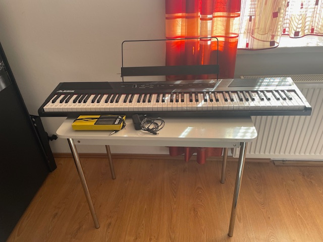 Predám keyboard