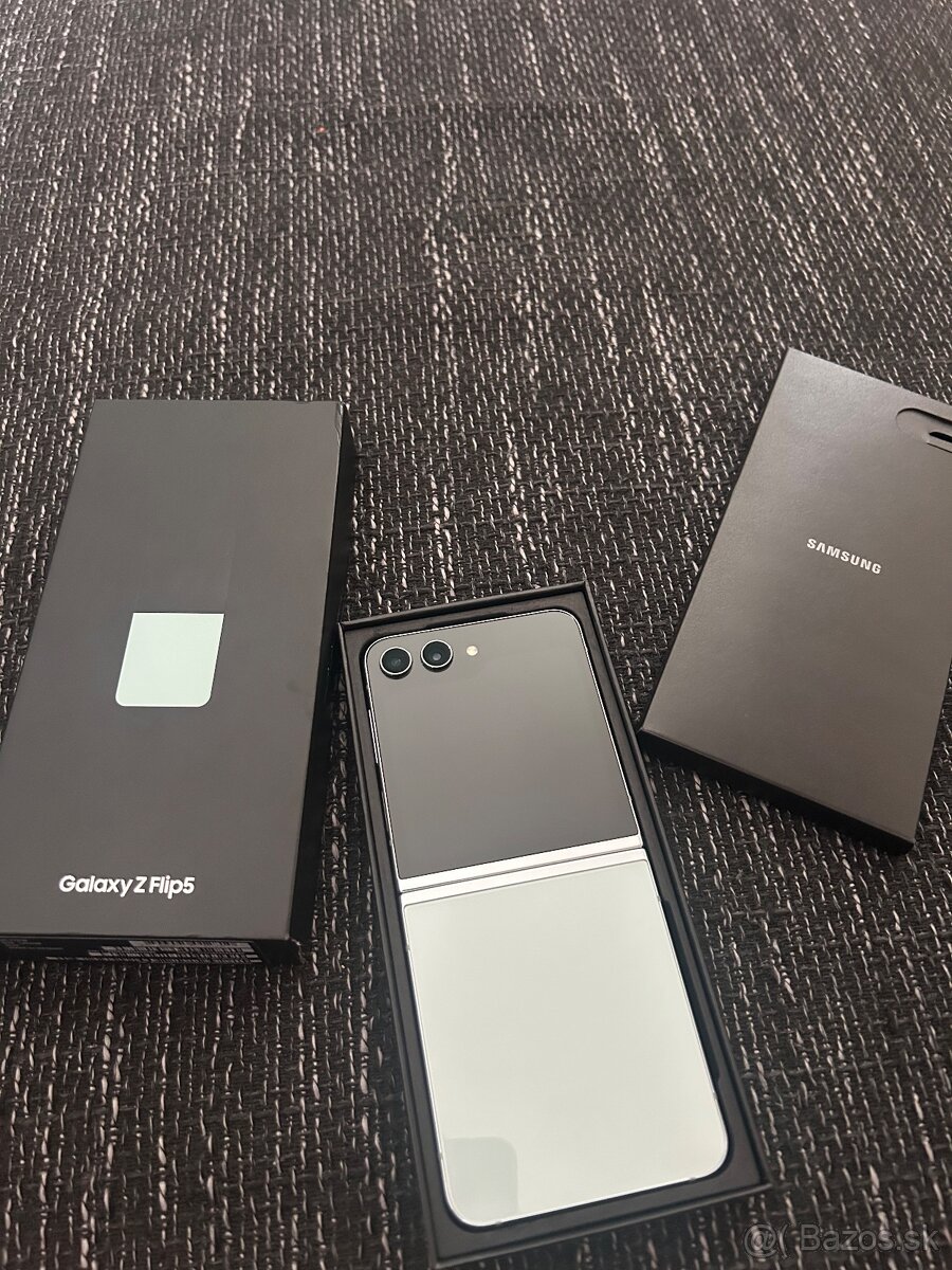 Samsung Galaxy Z Flip5