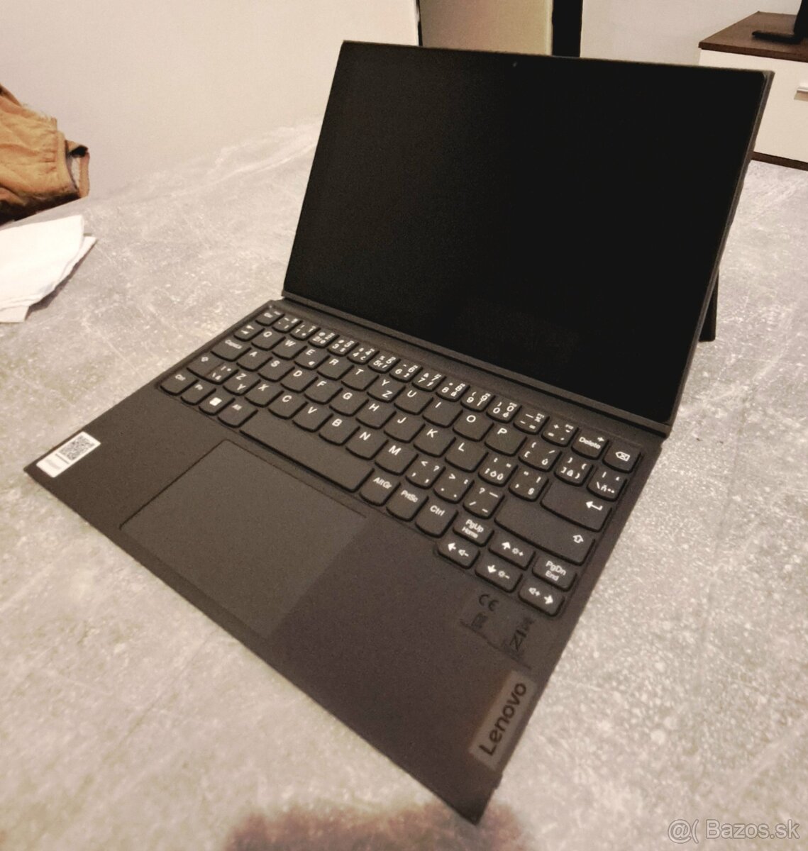 Predám 2 v 1 notebook + tablet Lenovo IdeaPad duet 3