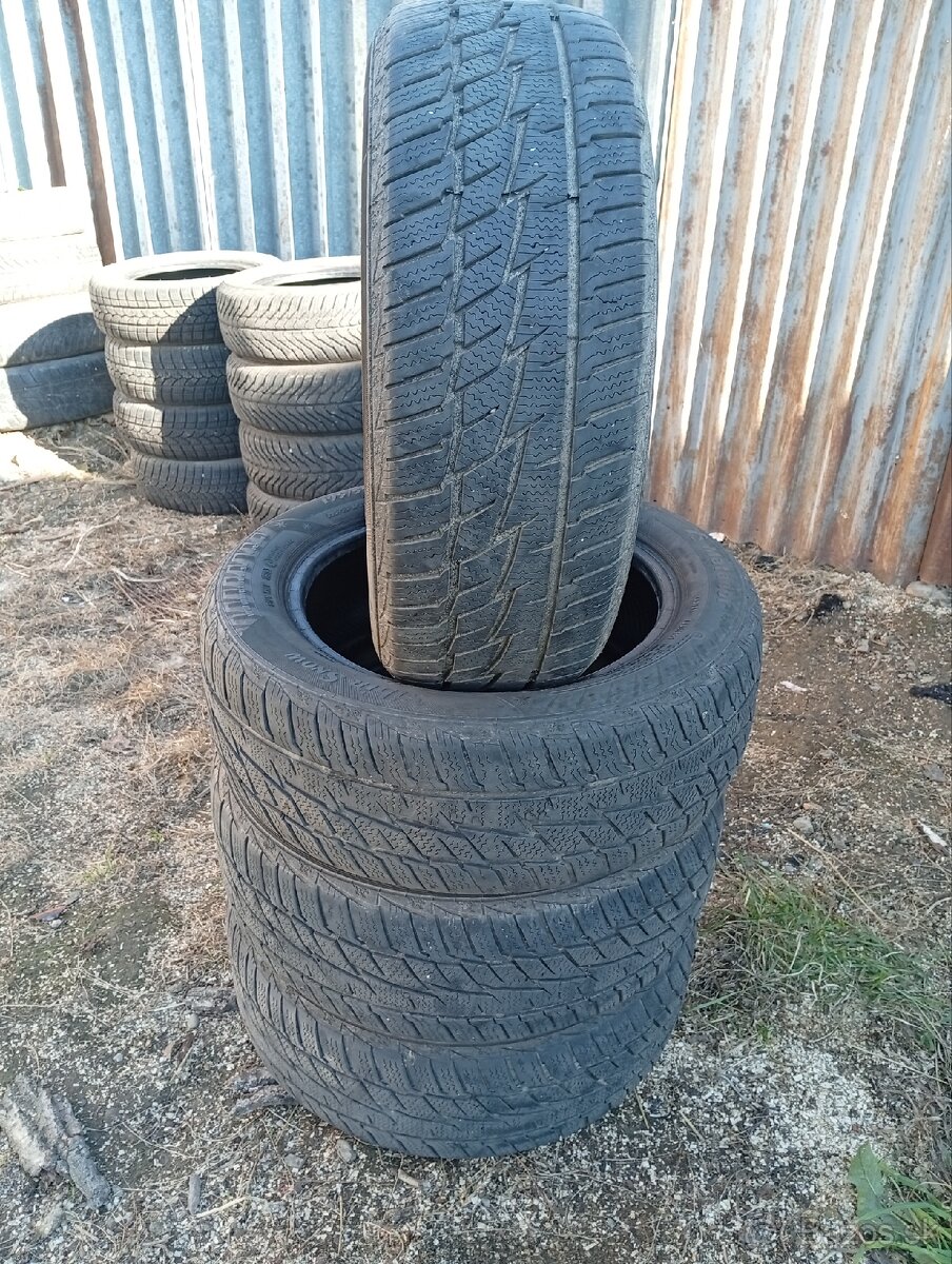 Predám zimné pneumatiky 195/55R15