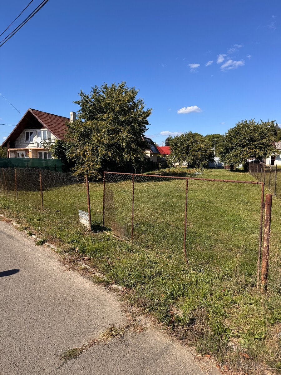 Stavebný pozemok Tovarné 800m2