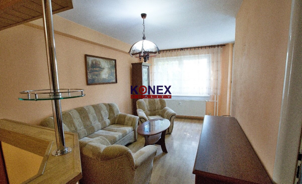 NA PREDAJ 2-izbový byt na Palárikovej ul. v Snine