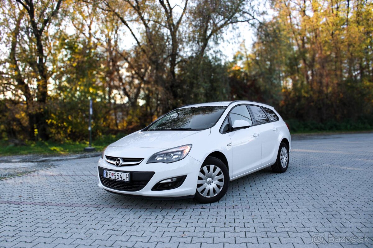 Opel Astra Sport Tourer ST 1.4 Turbo 120k,SK vozidlo