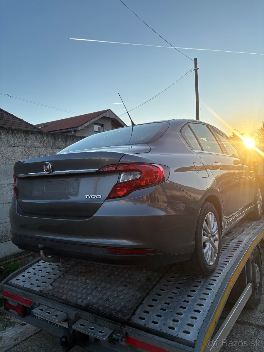 Fiat tipo 1.4 70kw 356 SXA1B Rozpredam