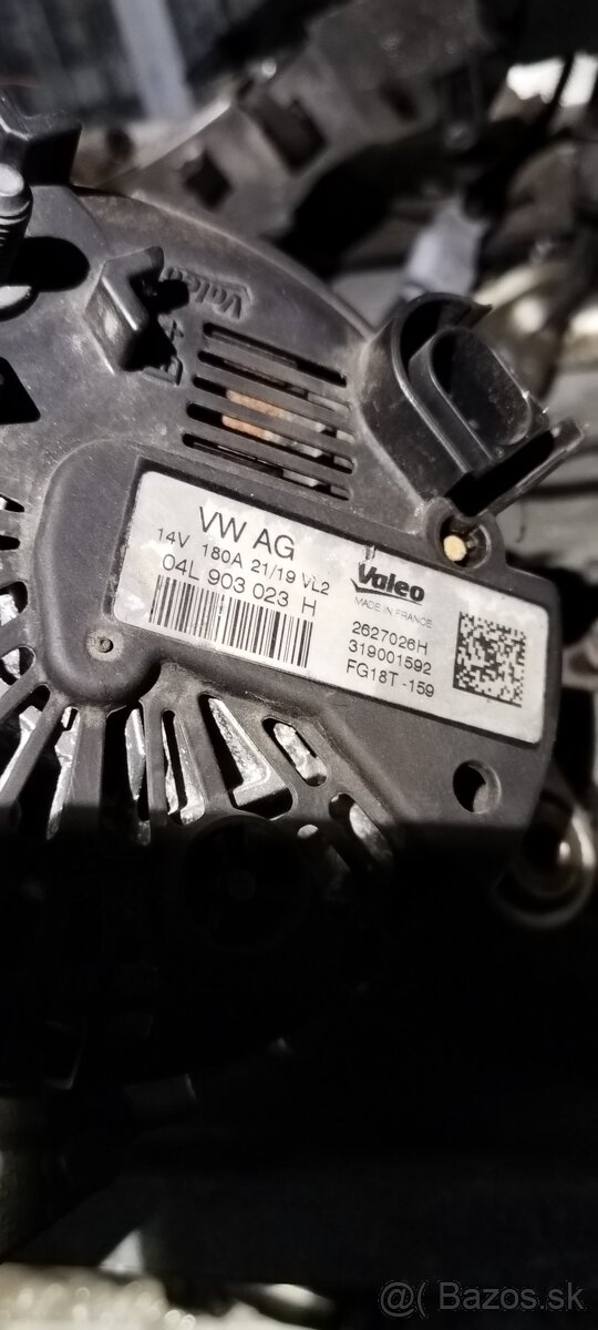 Alternátor 04L 903 023 H