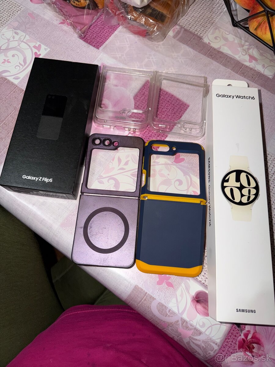 Samsung galaxy Z flip 5 + galaxy watch 6
